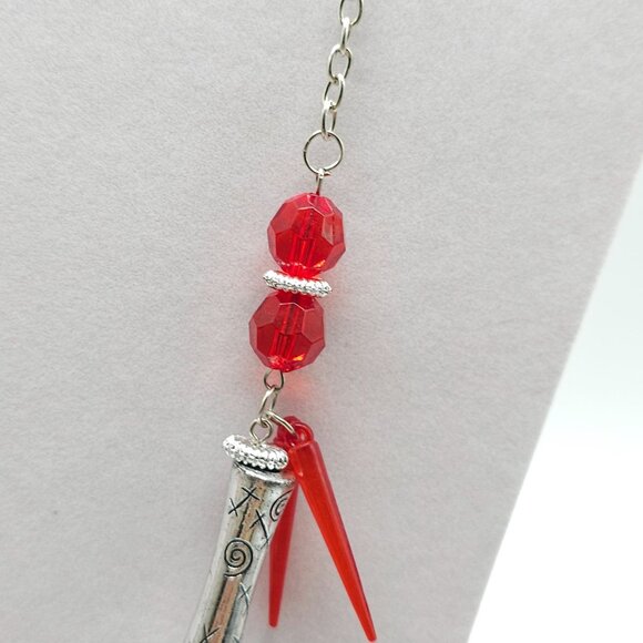 Red Silver Beaded Necklace With Geometric Accents And Chain No Clasp - Picture 4 of 5